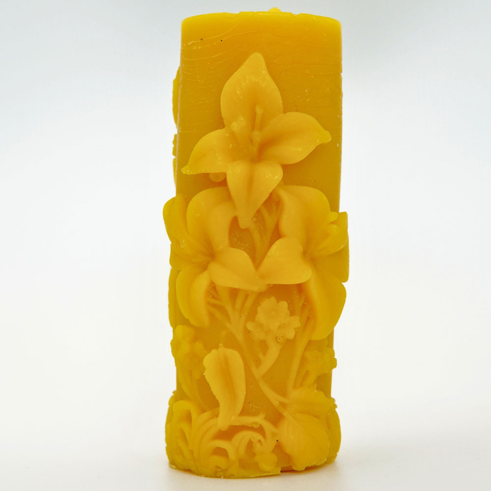 Hand-poured lily beeswax candle by Buzzy Honey Bee, Nottingham